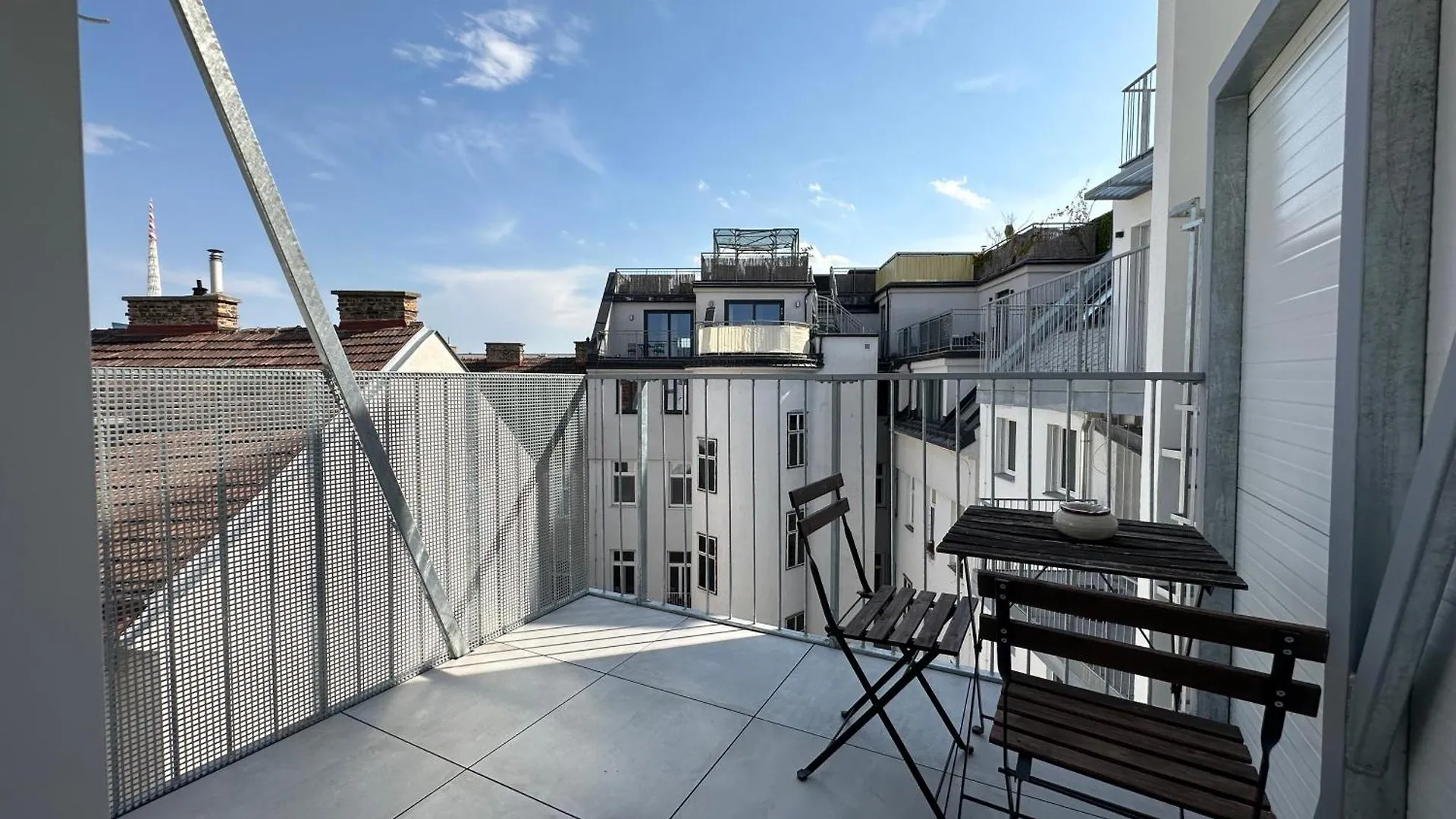 Feelhome-Dachterrasse-4 Gaeste-Wifi Vienna 0*,  Austria