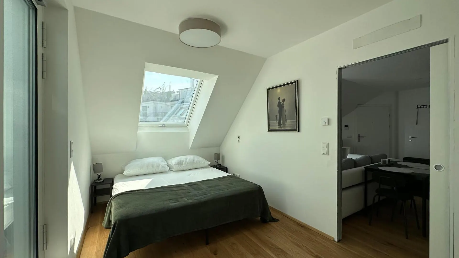 Feelhome-Dachterrasse-4 Gaeste-Wifi Vienna